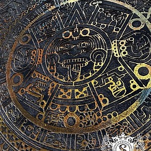 Трафарет - Календарь Майя - Фотография интерьере 5