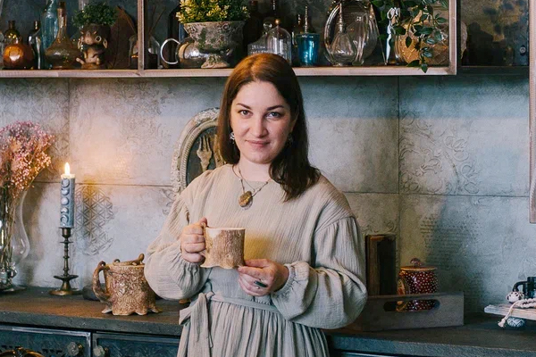 Покупайте в Senzaria с картой «Халва»